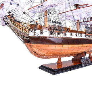 Vintage and modern crafts Ship models